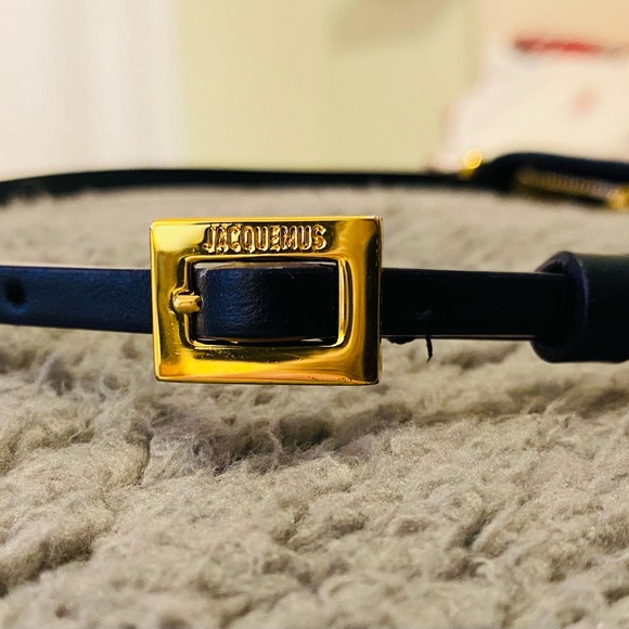 Authentic Jacquemus
Le Bisou shoulder bag - Picture 3 of 7